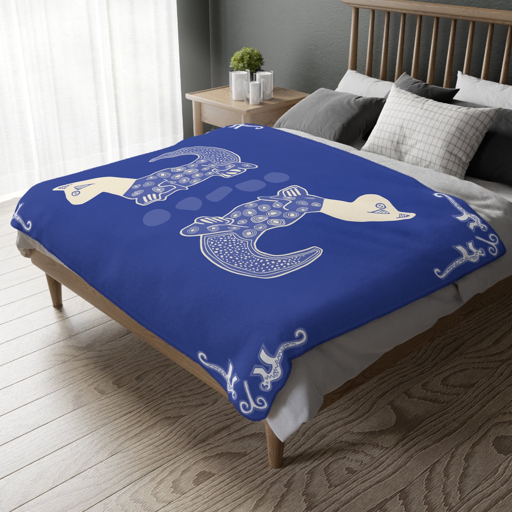Colombian Dreams Blue Folk Cat Pattern Blanket | Velveteen Microfiber Blanket
